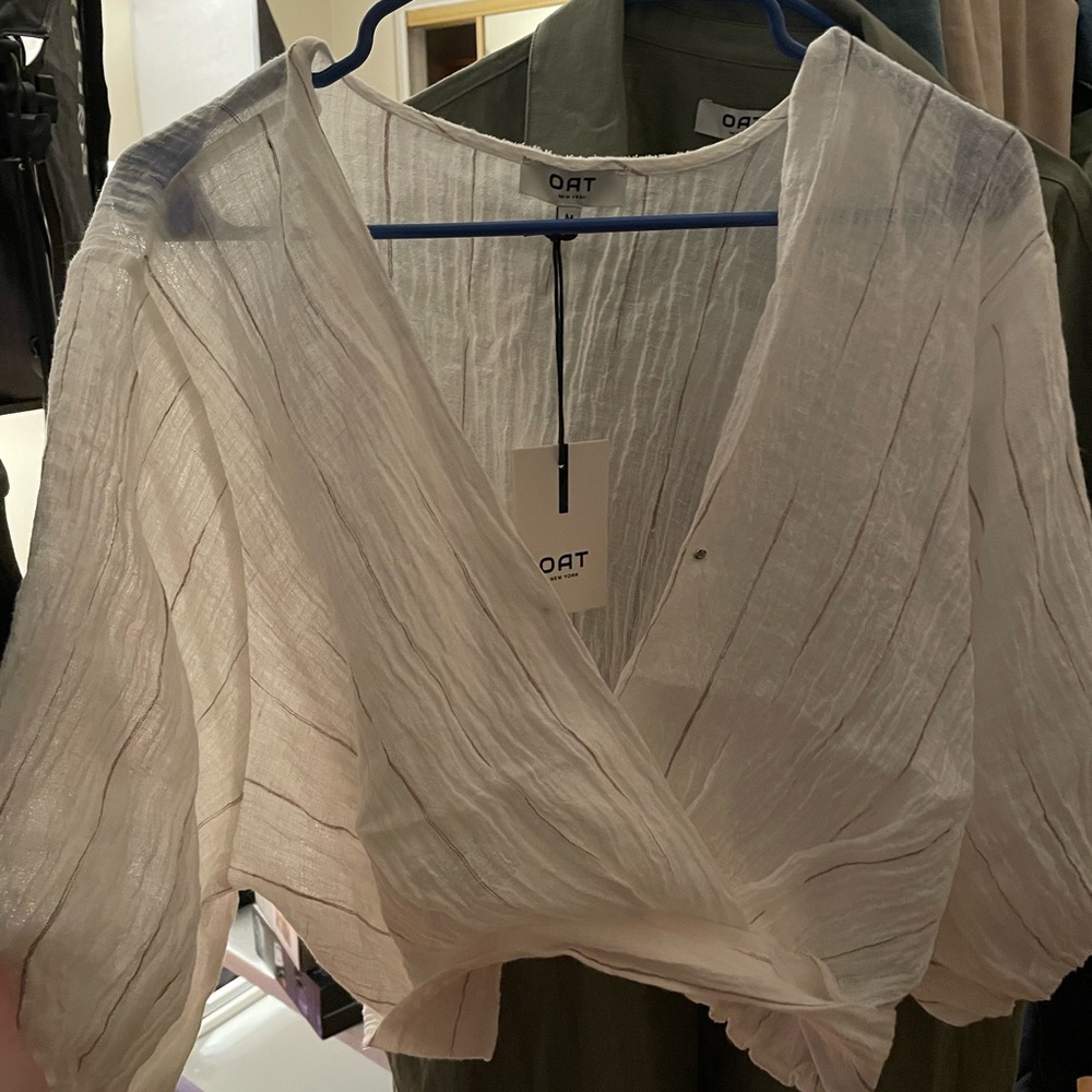 Cropped wrap top - Picture 2 of 2